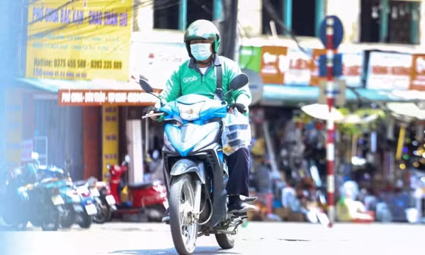 Khu vực Bắc Bộ và Bắc Trung Bộ sáng có mưa phùn, trưa chiều nắng mạnh