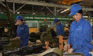 Công nhân quốc phòng được nhận phụ cấp thâm niên từ ngày 1.7 không