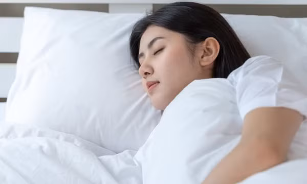 8 mẹo hay giúp bạn đi vào giấc ngủ dễ dàng hơn