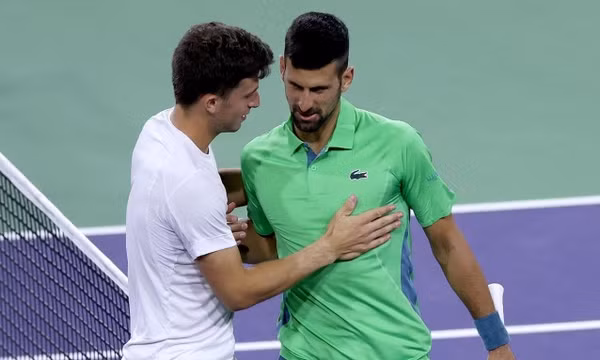 Thất bại của Djokovic gây sốc bậc nhất lịch sử