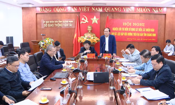 Quảng Ninh: Địa phương đầu tiên trong cả nước đề xuất được mở rộng thí điểm dùng cát biển làm nền đường 