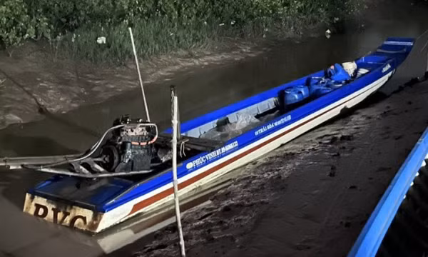 Một người bắt ốc, mò nghêu bị đánh tử vong khi đang ăn cơm