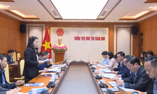 Đoàn giám sát của Ban Văn hóa - Xã hội HĐND tỉnh làm việc với  TP Cẩm Phả, Hạ Long