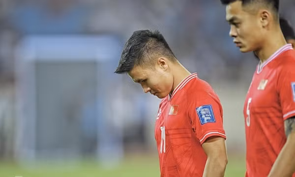 HLV Shin Tae-yong: 'Thế hệ vàng Việt Nam sắp tàn'