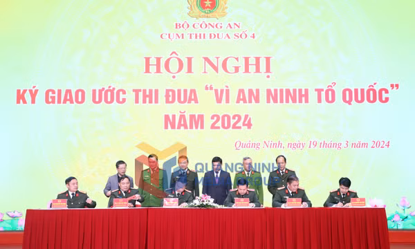 Cụm thi đua số 4 Bộ Công an ký giao ước thi đua Vì ANTQ năm 2024