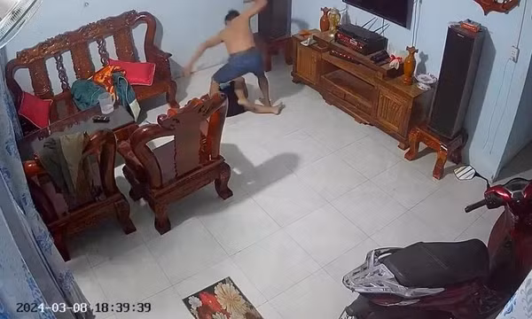 Bình Phước: Cha dượng bạo hành dã man bé trai 9 tuổi, gây bức xúc dư luận