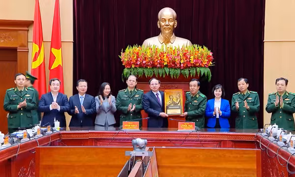 Phối hợp bảo vệ vững chắc chủ quyền, an ninh biên giới, biển, đảo tỉnh Quảng Ninh