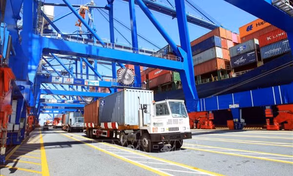 Nhiều tín hiệu tích cực, tạo đà kinh tế phục hồi