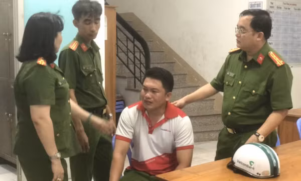 "Ngáo đá" tấn công Cảnh sát khu vực khi thi hành nhiệm vụ