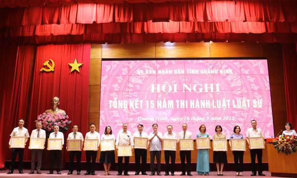 Tổng kết 15 năm thi hành Luật Luật sư