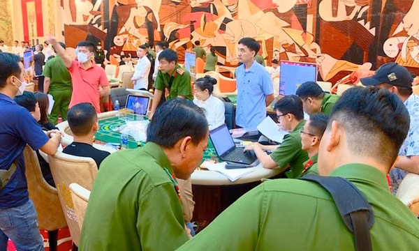 Bắt vụ đánh bạc 'khủng' tại khách sạn 5 sao ở Nha Trang