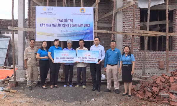 Đồng hành cùng người lao động 