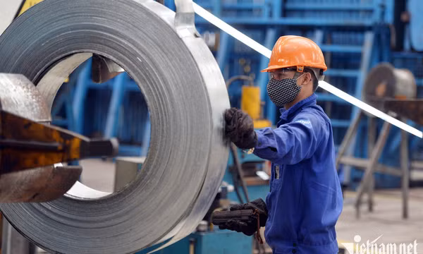 Giá thép giảm lần thứ 7 liên tiếp