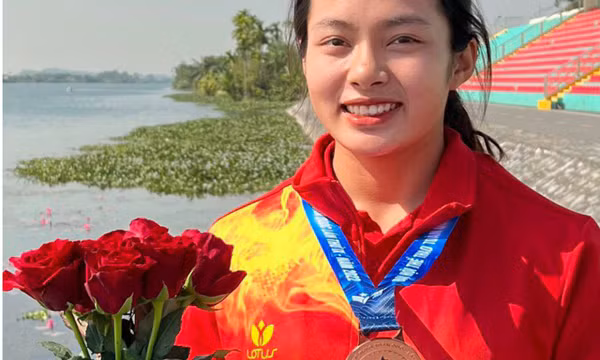 Bùi Mai Hạnh - "Tay ngang" trở thành VĐV đua thuyền tài năng