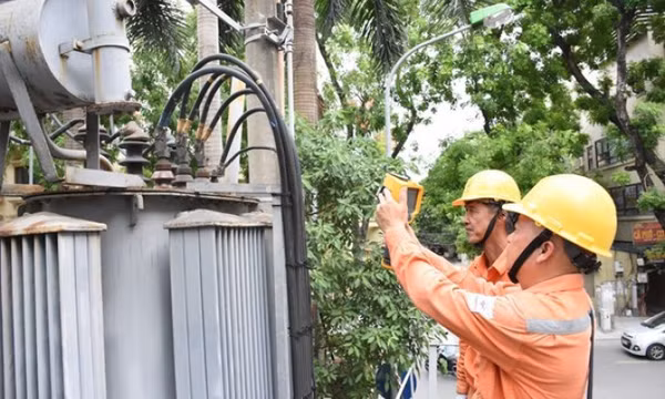Tăng giá điện từ ngày 4/5: Mỗi hộ dân phải trả thêm bao nhiêu tiền?