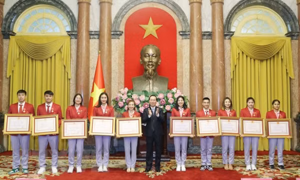 Chủ tịch nước biểu dương các 'gương mặt vàng' của Thể thao Việt Nam