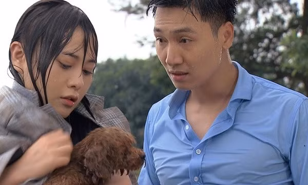 Tình trạng 'đầu voi đuôi chuột' của phim Việt giờ vàng