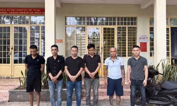 Tạm giữ hình sự nhóm cho vay với lãi suất 'không tưởng'
