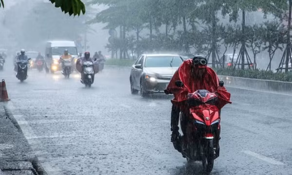 Đông Bắc Bộ nhiều mây, có mưa rào rải rác và có nơi có dông