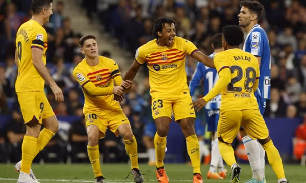 Barca vô địch La Liga: Hồi sinh cùng Xavi