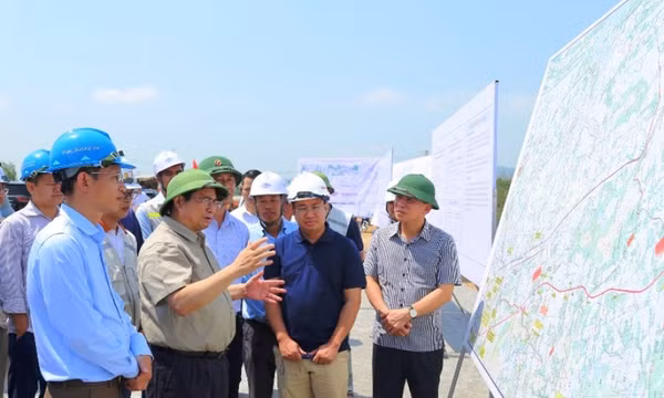 Thủ tướng kiểm tra, đôn đốc thi công tuyến cao tốc bắc-nam qua Thanh Hóa