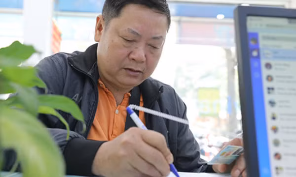 Rà soát tiếp thuê bao đăng ký từ 10 SIM trở lên để chặn vấn nạn SIM rác