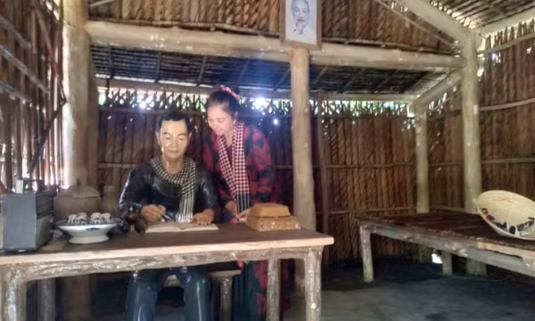 Gặp lại ni cô Huyền Trang trong 'Biệt động Sài Gòn' sau 50 năm