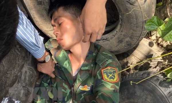 Bắt nghi phạm dùng dao đâm chết vợ do ghen tuông