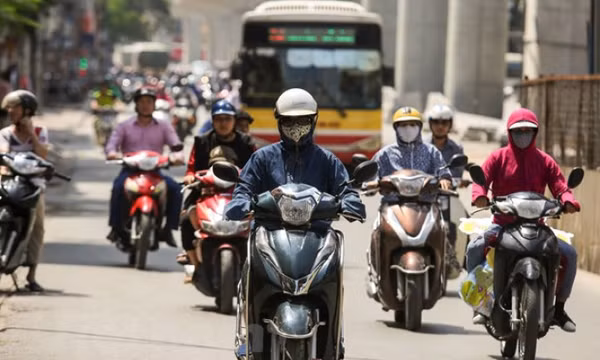 Đông Bắc Bộ ngày nắng, chiều tối có mưa rào và dông vài nơi