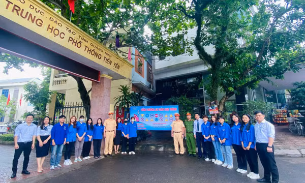 Ra mắt mô hình “Cổng trường ATGT”