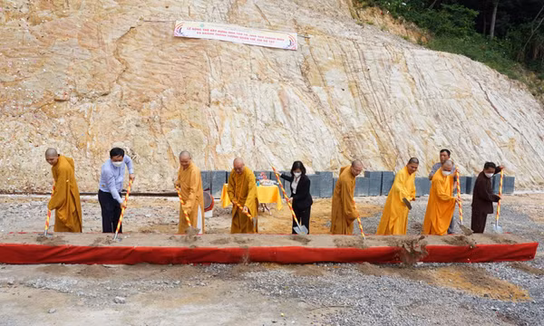 Khánh thành Tôn tượng Bồ Tát Quan Thế Âm chùa Trúc Lâm Cô Tô