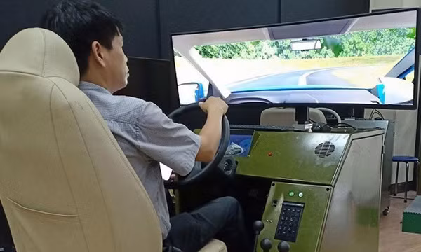Đơn vị đào tạo vừa ngóng cabin hợp quy vừa lo tăng kinh phí