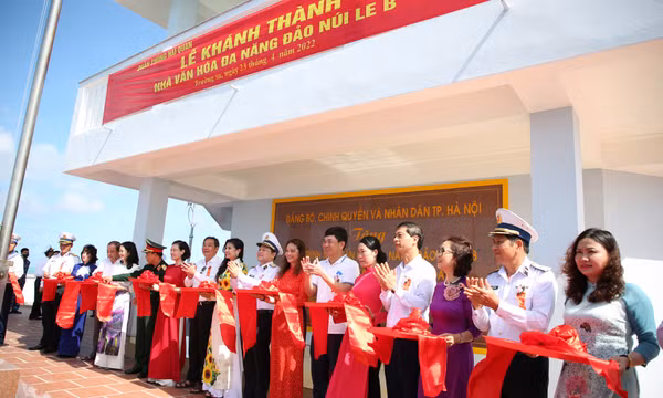 Hoàn thành chuyến công tác tại huyện đảo Trường Sa và Nhà giàn DK1