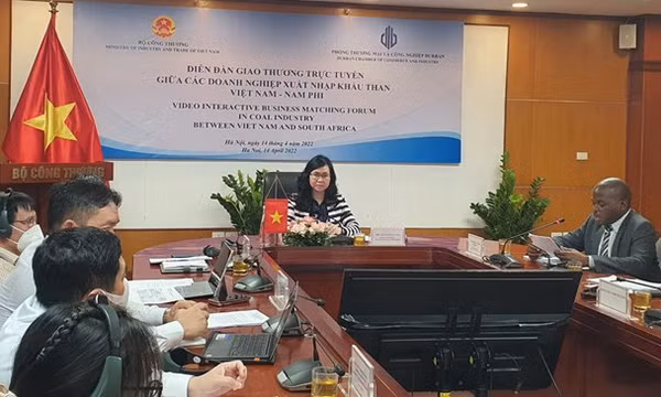 Đẩy mạnh nhập khẩu than từ Nam Phi, đảm bảo nguồn cung cho sản xuất