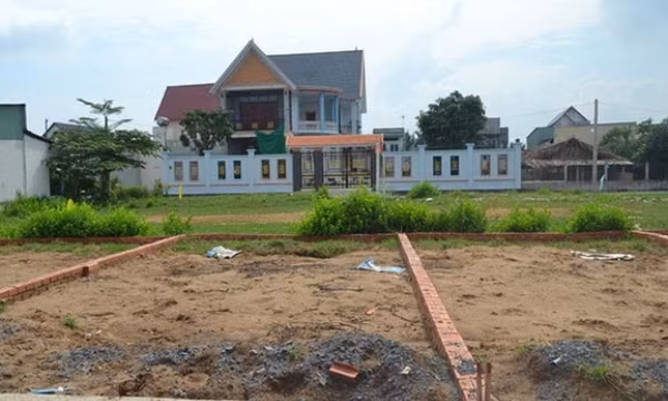 Đất hợp thửa phải có sổ đỏ