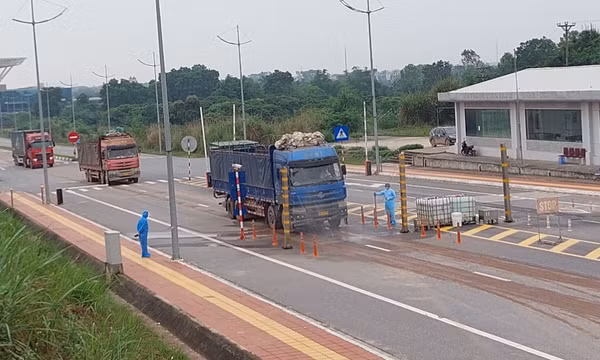 Chính thức thông quan trở lại Cửa khẩu cầu Bắc Luân II