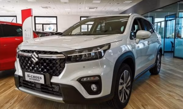 Mẫu xe 'một chín một mười' với Toyota Corolla Cross ra mắt, về đại lý với giá chỉ 308 triệu đồng