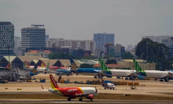 Cục Hàng không đề xuất tăng trần vé máy bay