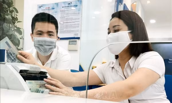 Nhiều ngân hàng tiếp tục tăng lãi suất tiền gửi