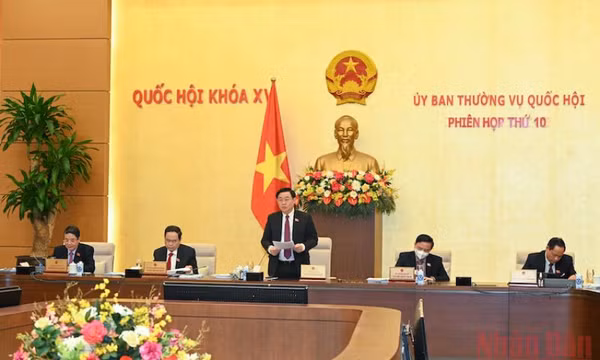 Bế mạc Phiên họp thứ 10 của Ủy ban Thường vụ Quốc hội