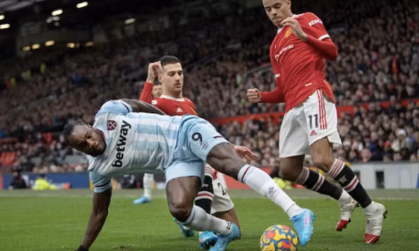 Man United thông báo về Greenwood
