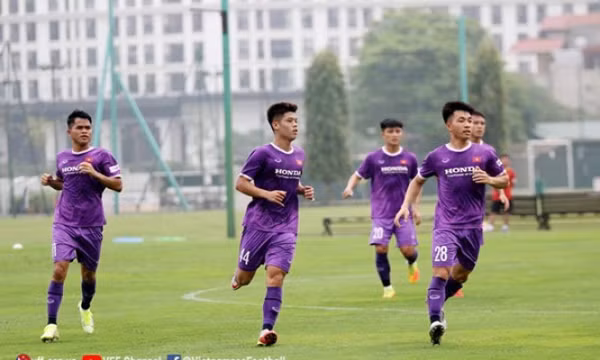 HLV Park Hang Seo bổ sung gấp 3 cầu thủ đấu SEA Games 31