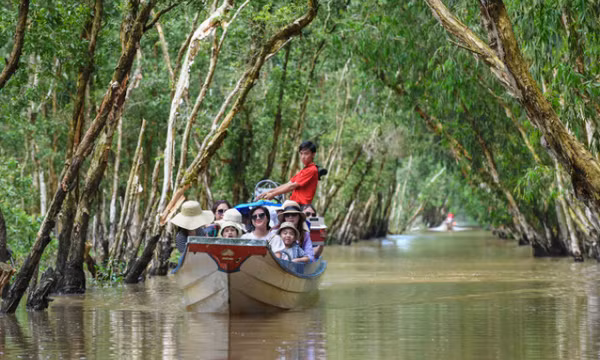 Báo Tây khuyên du khách đến đồng bằng sông Cửu Long