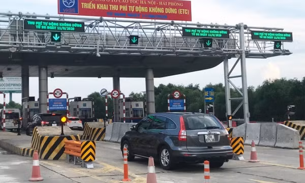 Cao tốc Hà Nội - Hải Phòng sẽ có một làn phục vụ xe lỗi thẻ
