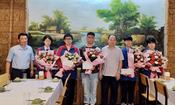 Học sinh Quảng Ninh xuất sắc lọt vào đội tuyển dự thi Olympic Tin học châu Á - Thái Bình Dương