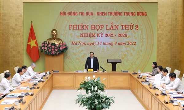 Thủ tướng: Thi đua, khen thưởng phải thiết thực, hiệu quả, từ nhân dân