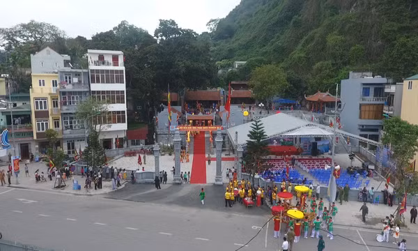 Lễ hội đền Đức Ông Trần Quốc Nghiễn năm 2022 diễn ra trong 2 ngày 28/4 và 29/4