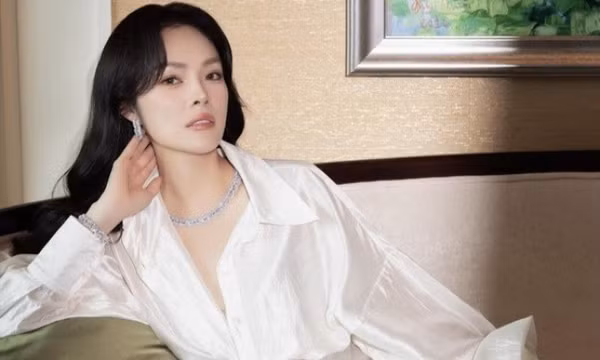 Dương Cẩm Lynh bị nhà sản xuất phim quay lưng sau ồn ào