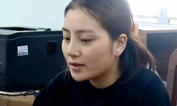Mẹ bé gái 4 tuổi bị bạo hành đến chết: 'Tôi không xứng đáng là mẹ'