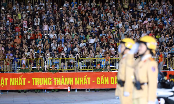 Ấn tượng màn trình diễn kỹ thuật, võ thuật, chiến thuật của lực lượng Công an nhân dân